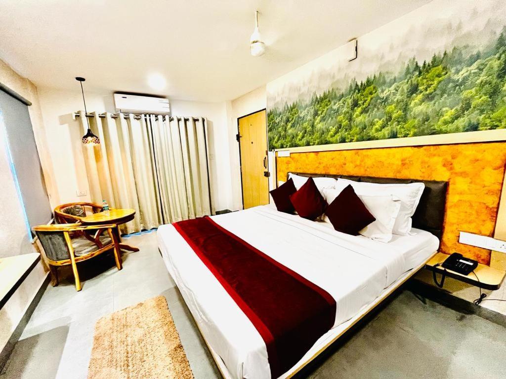 Hotel Lake View Airport Zone 海得拉巴 外观 照片