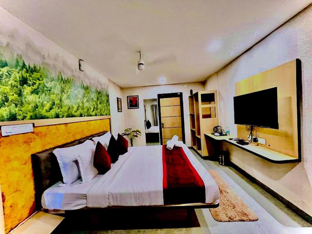 Hotel Lake View Airport Zone 海得拉巴 外观 照片